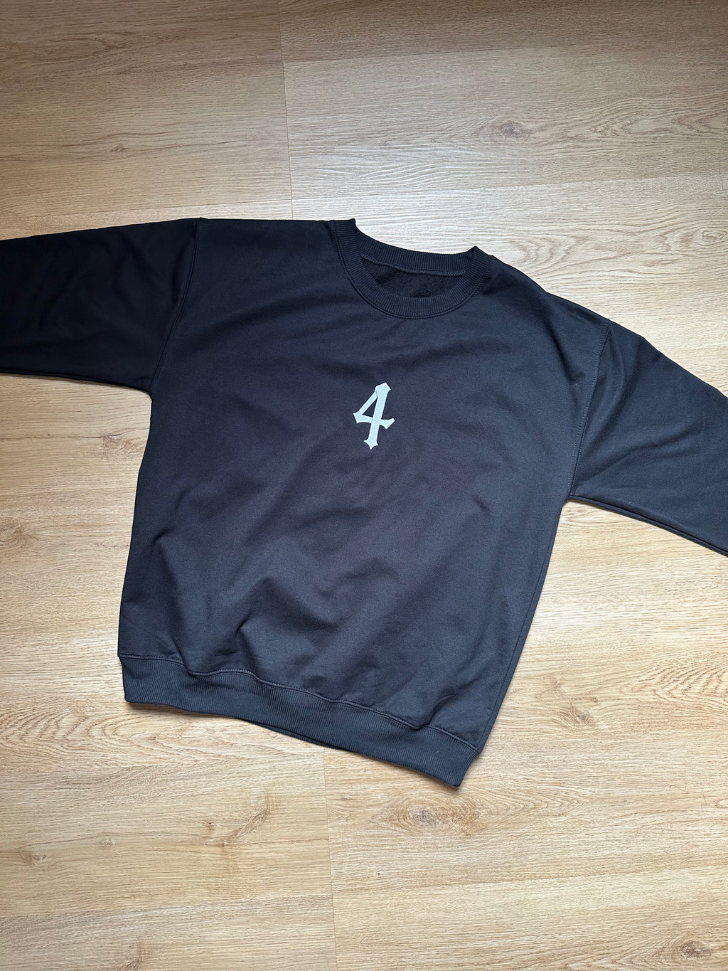 Sweater Ulquiorra